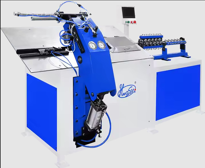 HWASHI CNC 3の軸線の第2ワイヤー溶接の曲がる機械PLCの油圧曲がるタイプ