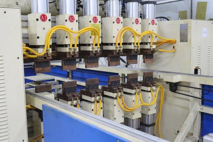 管のコンデンサーの溶接機の長さ1000mm*1000m 0